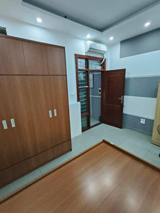 Nhà TAM KHƯƠNG – TÔN THẤT TÙNG – Lô Góc 2 mặt thoáng – Ngõ to 3 Gác quay đầu – Dt 48m x 4 Tầng x