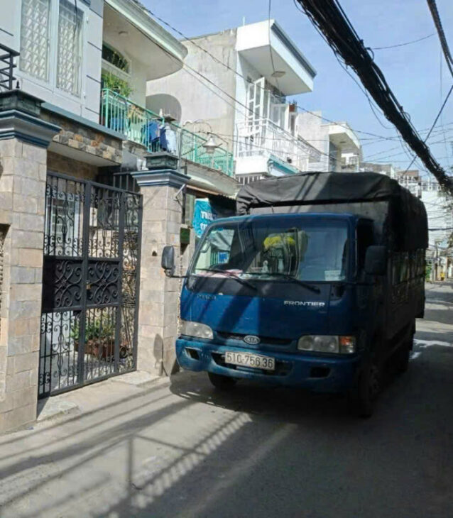 SIÊU PHẨM NHÀ PHỐ XE HƠI VÀO , HẺM 1 TRỤC QUẬN 7 ????chào giá 6 tỷ.