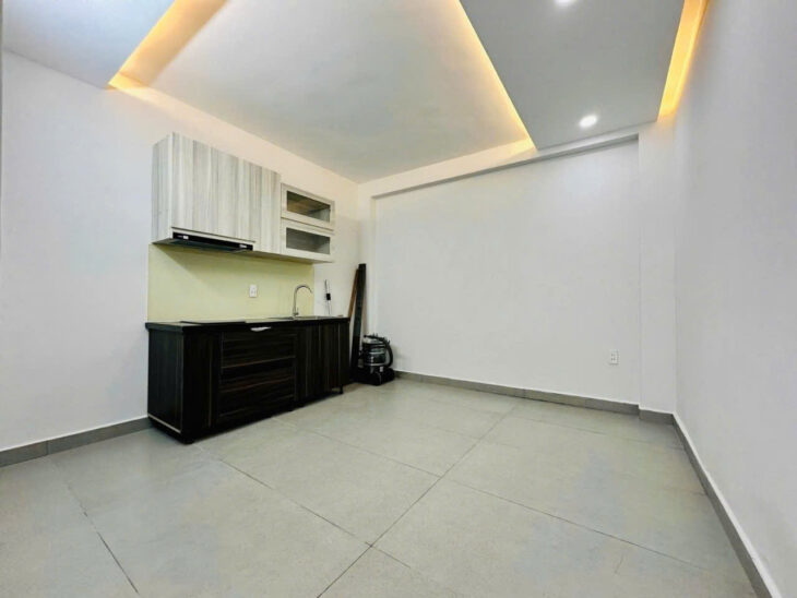 BÁN NHÀ GÒ VẤP, MẶT TIỀN ĐƯỜNG KINH DOANH, 50M2, NHỈNH 6 TỶ.