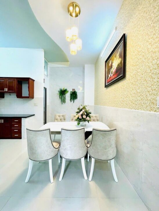 60M2 – NGANG 5 HIẾM- 3 TẦNG – ĐẸP Ở NGAY- PHƯỜNG 16 GÒ VẤP – CHỈ NHỈN 5Đ