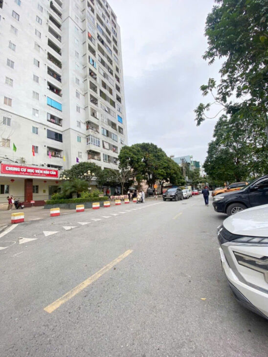 SIÊU PHẨM CHUNG CƯ LONG BIÊN–HÀNG XÓM KHAI SƠN- TẶNG TOÀN BỘ NỘI THẤT.