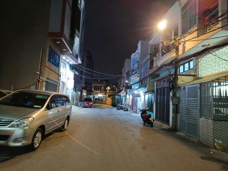 Nhà Khu Kiều Đàm, hẻm trước nhà 7m