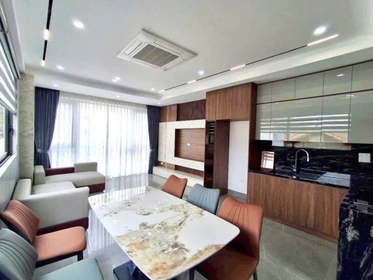 SIÊU PHẨM 5 TẦNG THẠCH BÀN – MẶT TIỀN ĐỈNH CAO – CẠNH AEON, CHỢ, TRƯỜNG – ĐẦY ĐỦ NỘI THẤT