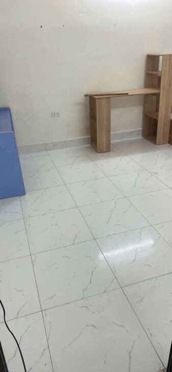 TẬP THỂ THÀNH CÔNG – BA ĐÌNH – 55M, TẦNG 5 – TÔ ĐỖ CHÂN CẦU THANG.