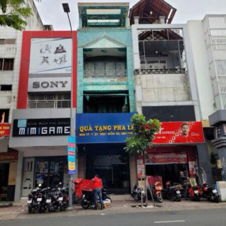 ????Cho Thuê Nhà Mặt Tiền Lý Chính Thắng, P.Võ Thị Sáu, Q.3 ????Diện tích: 4mx 20m