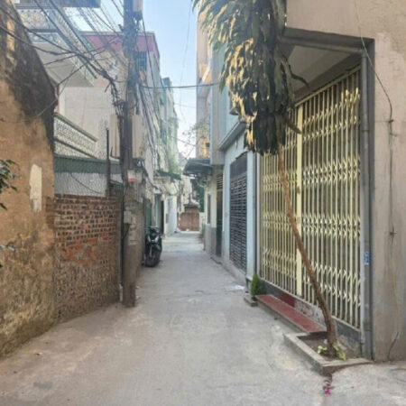 Ngọc Thụy, Bán Đất 46m2 – Mặt Tiền 4m, Oto Vào Tận Nơi, Chỉ 3 Tỷ 75 – “Đất Vàng Trong Tay, Chốt Hôm