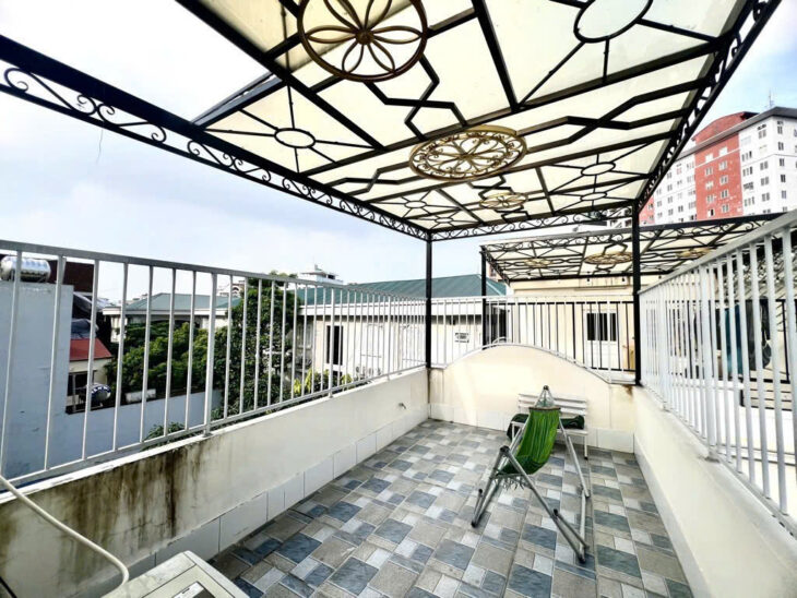 HIẾM – NGUYỄN VĂN CỪ – LONG BIÊN – 1P SANG PHỐ – OTO – 37M2 – 5 TẦNG – 6TY5