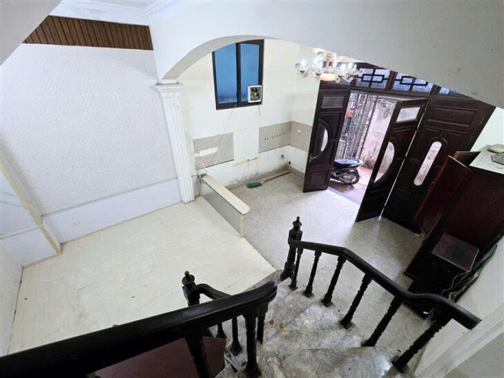 EM BÁN NHÀ Ở #SƠNTÂY #BAĐÌNH – NHÀ LÔ GÓC – 2 THOÁNG CỬA SỔ MỞ 2 BÊN – NGÕ NÔNG GẦN PHỐ – SỔ ĐỎ ĐẸP