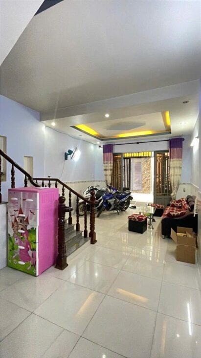 Bán nhà 2 tầng, 48m², 4.29 tỷ, Bình Hưng Hòa, Bình Tân, sổ đỏ