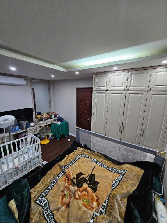 BÁN NHÀ BỒ ĐỀ 65M2* 5 TẦNG* 11.5 TỶ, KINH DOANH, Ô TÔ ĐỖ CỬA.