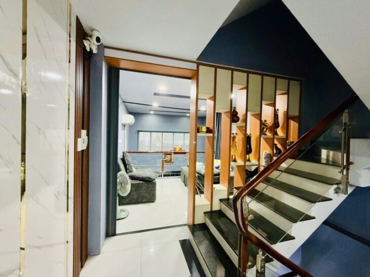 Bán nhà mặt phố 58m², 4 tầng, 4PN, 4WC, Thủ Đức – 5.9 tỷ