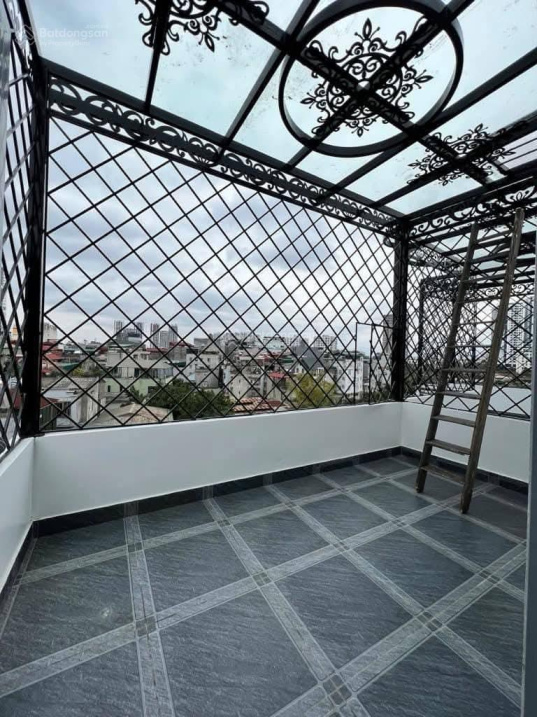 Bán nhà mới ở mặt ngõ phố Xuân Đỉnh – ô tô 7 chỗ vào nhà, có thang máy lô góc xây mới 5 tầng 48m2