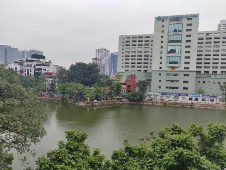 Bán nhà 5 tầng mặt hồ Chùa Láng view độc bản Panama đẹp nhất Quận Đống Đa