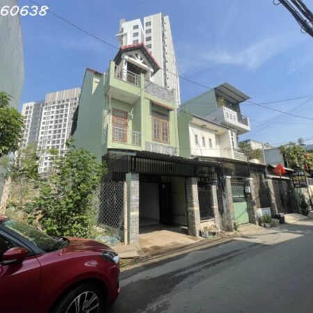 ????NHÀ 2 MT NGAY CỔNG KHU PICITY TX13 TIỆN KINH DOANH 6.2 tỷ