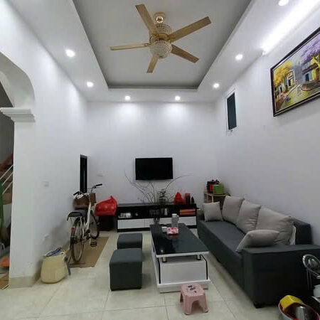 NHÀ ĐẸP – GIÁ TỐT – Vị Trí Đắc Địa Tại Phố Trần Khát Chân, Quận Hai Bà Trưng, Hà Nội