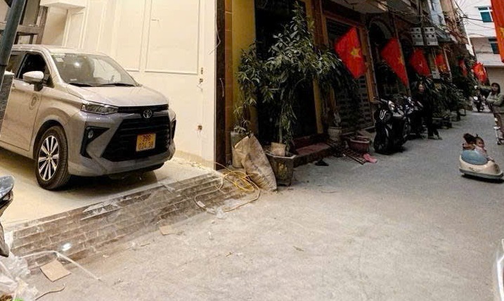 ????SIÊU PHẨM 5 TẦNG 46M – THANG MÁY SIÊU HIỆN ĐẠI – FUll NỘI THẤT ĐẲNG CẤP – Ô TÔ NGỦ TRONG NHÀ.????