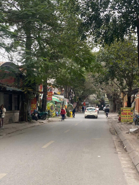 MẶT PHỐ NGUYỄN VIẾT XUÂN-HÀ ĐÔNG – KINH DOANH SẦM UẤT – HÀNG XÓM CAO ĐẲNG – BỆNH VIỆN