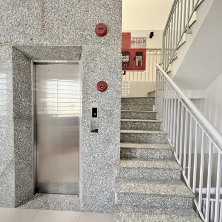 CHDV 6L 19PN 148m2 ngang 6.5m HXT Phan Huy Ích doanh thu 1 TỶ mỗi năm ngay Emart 21.5 tỷ CHDV 6L 19PN 148m2 ngang 6.5m HXT Phan Huy Ích doanh thu 1 TỶ mỗi năm ngay Emart 21.5 tỷ