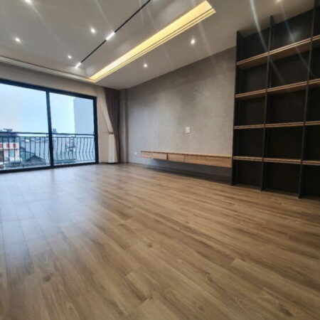 Bán nhà Phố Trạm – Chính chủ 6 tầng thang máy nhập khẩu Nội thất xịn – Giá chỉ 9,x tỷ (CTL)