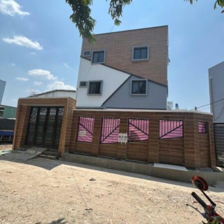 ???? NHÀ vừa Ở vừa CHO THUÊ – GÓC 2 MT- TX25 – SÁT CHỢ THẠNH XUÂN – ĐƯỜNG 10M thông- THUÊ FULL 10