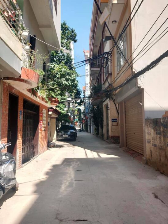 BÁN NHÀ SIÊU ĐẸP LẠC LONG QUÂN , TÂY HỒ 37M, 6T, MT 4.1M, CÁCH Ô TÔ TRÁNH 1 NHÀ, 10 TỶ. 0937651883.