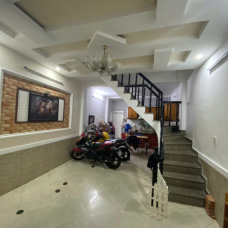 Bán Nhà Trần Quý Cáp (4×15), 2 Tầng 3 P.Ngủ Gần Emart Chỉ Nhỉnh 5 Tỉ