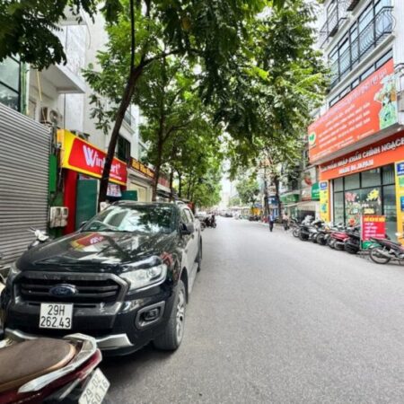 Bán gấp mảnh đất 10x10m, diện tích 102m2 thổ cư vuông như bánh chưng, ngõ ô tô tránh trung tâm quận