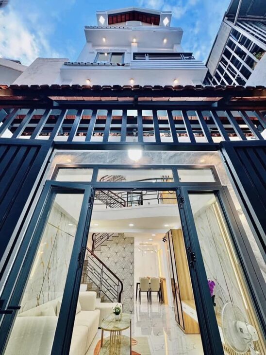 SIÊU PHẨM CHÂN DÀI – CÔ BẮC P1 PHÚ NHUẬN – 34m2 (3.4/4 ❌ 9) NỞ HẬU – 4PN – 5WC – 10 BƯỚC RA XE HƠI