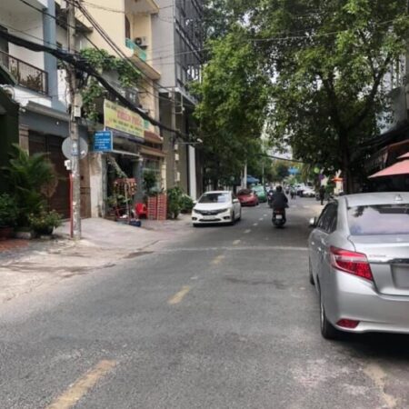 GẤP bán nhà hẻm 10m Cộng Hòa Tân Bình 113m2(4.5×25) 4 lầu vài phút tới nhà ga T3 18 tỷ.