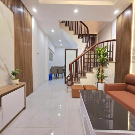 Bán nhà 4 tầng cực đẹp 4 ngủ 31m tại ngõ 192 Kim Giang, Hoàng Mai