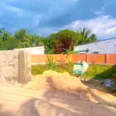 Cần Bán Gấp Mảnh Đất Phủ Hồng, Đường Bê Tông To Khu Dân Cư, Gần Trường Học , UBND Bàu Trâm Cần Bán Gấp Mảnh Đất Phủ Hồng, Đường Bê Tông To Khu Dân Cư, Gần Trường Học , UBND Bàu Trâm