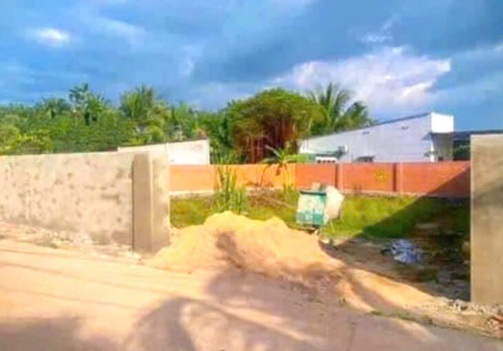 Cần Bán Gấp Mảnh Đất Phủ Hồng, Đường Bê Tông To Khu Dân Cư, Gần Trường Học , UBND Bàu Trâm