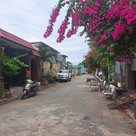 Nhà khủng 169 M2- Chủ thiện chí bán gấp CHỈ 3.1T – Ngã 3 Lã Xuân Oai – Võ Văn Hát