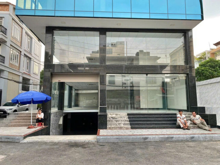 BÁN TÒA NHÀ 11 NGUYỄN HUY TƯỞNG, PHƯỜNG 6, QUẬN PHÚ NHUẬN