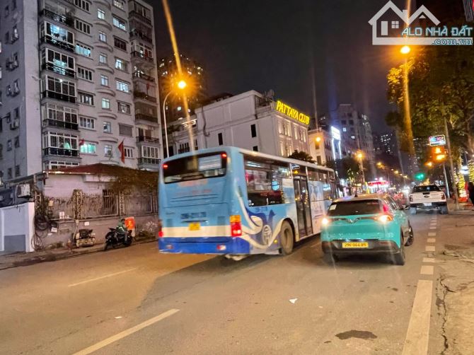 BÁN NHÀ MẶT PHỐ NGUYỄN TUÂN 73M2*6T, MT 5M, 1 MẶT NGÕ, THANG MÁY, KINH DOANH ĐỈNH, 57 TỶ