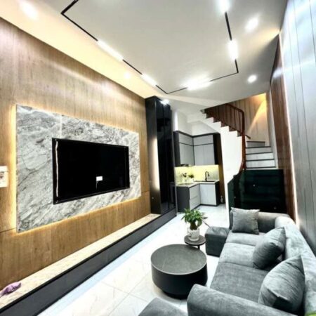 ĐỐNG ĐA R.Ẻ ĐẸP- NHÀ PHỐ CÁT LINH – DƯỚI 5 Tỷ- CHỈ VIỆC XÁCH ĐỒ VỀ Ở Nhà 5 tầng, mới đẹp- thông