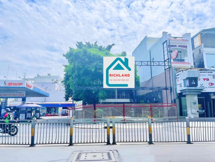 Cho Thuê Nhà GÓC 2MT:462 Luỹ Bán Bích – Q.Tân Phú. 12x41m, 2 tầng_Giá 150 Triệu