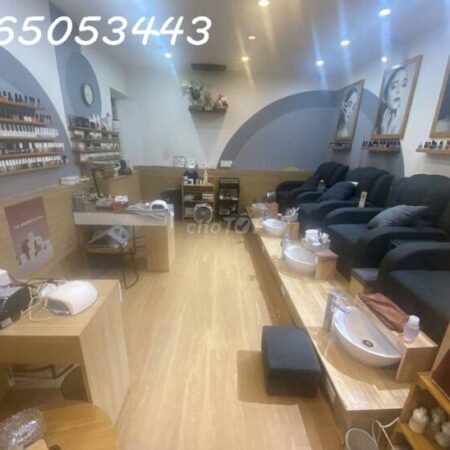 Bán căn Phố Hạ Hồi 2 oto tránh nhau, oto dỗ cửa, 54m, MT 4.4 đang cho thuê kinh doanh có dòng tiền