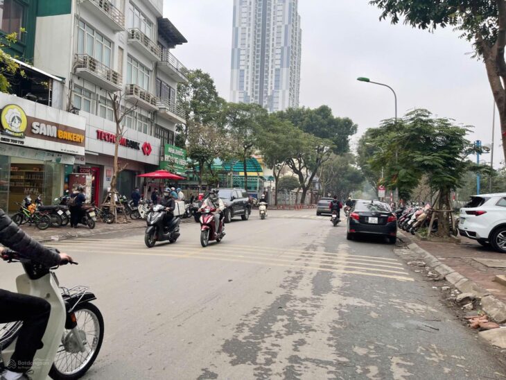 SIÊU HIẾM! Nhà mặt phố 19/5 – 55m² – Chỉ hơn 20 tỷ – Kinh doanh đỉnh cao