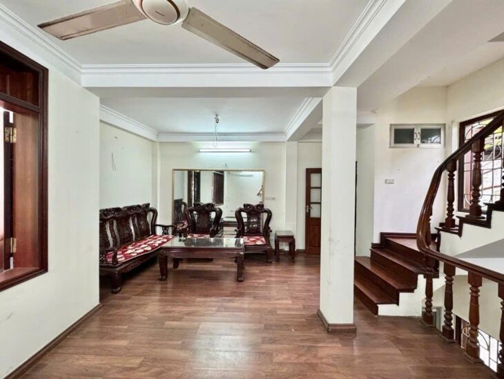 CẦN BÁN NHÀ ĐẸP – VỊ TRÍ VÀNG ĐẠI KIM – HOÀNG MAI – 40m 5.2 tỷ, sổ đỏ