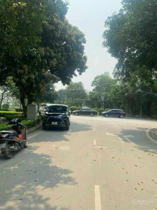 Cho thuê nguyên căn biệt thự Trung Văn Olympia, 140m2, 4 tầng, làm văn phòng, kinh doanh