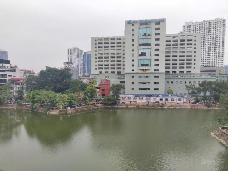 Bán nhà 5 tầng mặt hồ Chùa Láng view độc bản Panama đẹp nhất Quận Đống Đa