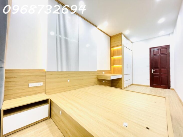 4.9 TỶ NHÀ ĐẸP NHƯ HOA HẬU TT ĐỐNG ĐA, NHÀ ĐẸP LUNG LINH, THIẾT KẾ HIỆN ĐẠI, FULL NỘI THẤT CAO CẤP,