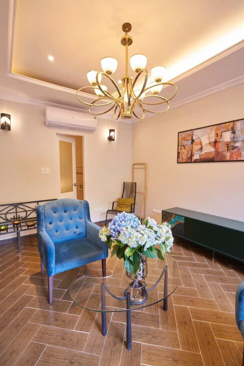 BIỆT THỰ KĐT DỊCH VỌNG ???? 307 M2 x 4T ???? MT 15M ????KINH DOANH VIP????PHÂN LÔ ????ĐƯỜNG Ô TÔ TRÁNH