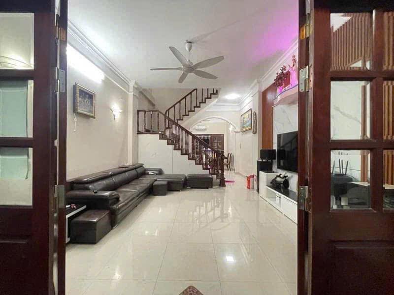 PHÂN LÔ NGUYỄN KHÁNH TOÀN???? 61M2 x 5T???? MT 4.5M????NGÕ THÔNG???? KINH DOANH TỐT???? DÒNG TIỀN ĐỈNH