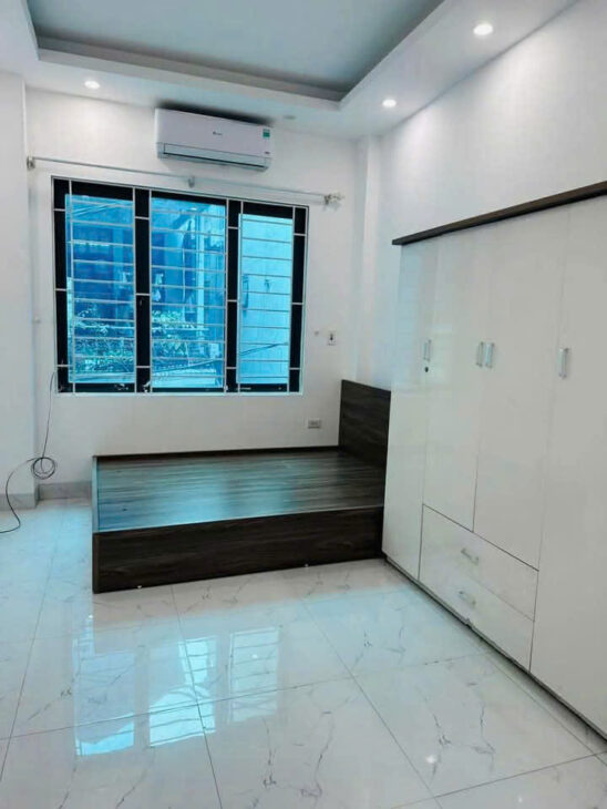 NHÀ ĐẸP – GIÁ TỐT – Vị Trí Đắc Địa Tại Ngõ 12, Quang Trung, Quận Hà Đông, Thành phố Hà Nội