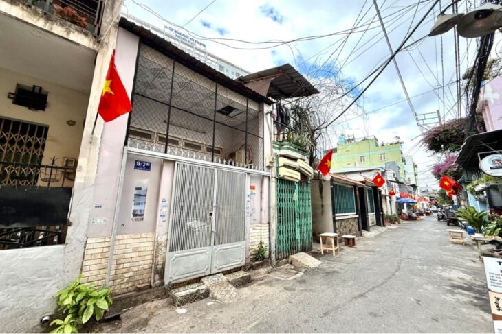 Nhà 2 Tầng Hẻm Xe Hơi Ngay COOPMART Phan Văn Hớn, Tân Thới Nhất Quận 12