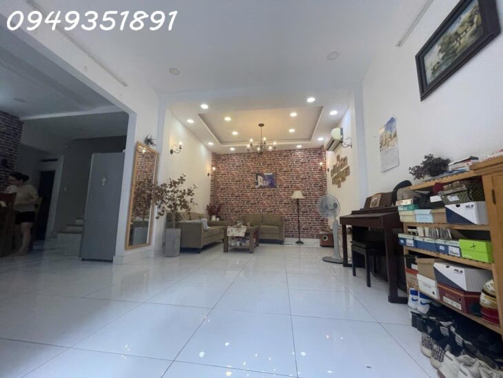 ????NHÀ HXH 93M2 3TẦNG 6PN NGANG 7M SHR HOÀN CÔNG ĐỦ giá chỉ 11TỶ