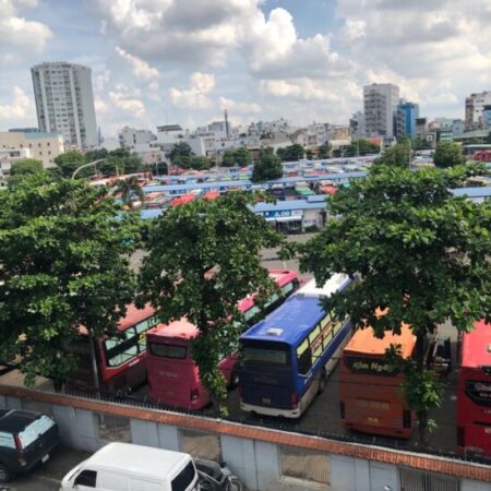 Nhỉnh 30 tỷ có CHDV 7 lầu T.máy hẻm 8m QL 13 150m2 ngang 5.5m 17PN thu nhập 120tr. Nhỉnh 30 tỷ có CHDV 7 lầu T.máy hẻm 8m QL 13 150m2 ngang 5.5m 17PN thu nhập 120tr.