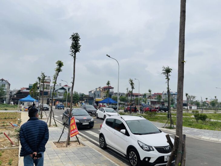 ????Cần bán lô góc X6 Hà Lỗ, Liên Hà giá 8x tr/m2. Vị trí cực đẹp trung tâm xã Liên Hà và đường gom